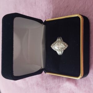 3.21ct Natural Diamond engagement ring